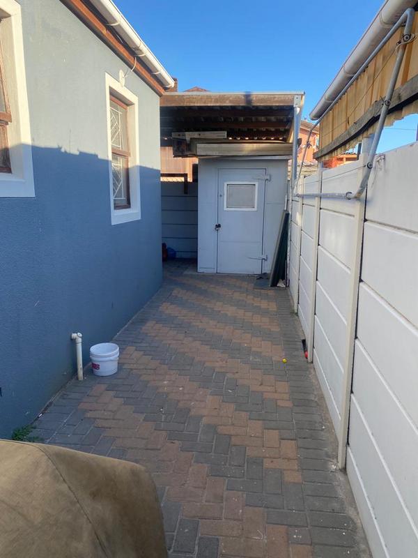 3 Bedroom Property for Sale in Maitland Western Cape